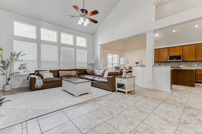 Building Photo - 25702 Caddo Passway