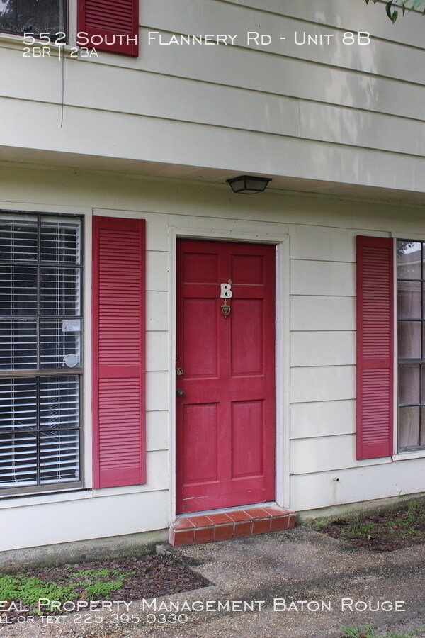 Primary Photo - Townhome on S. Flannery