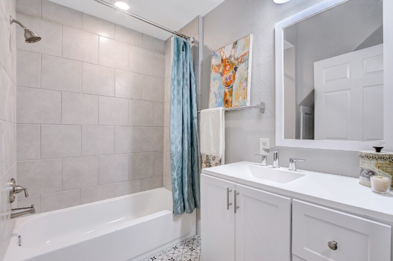 Building Photo - 438 Pruitt Ave