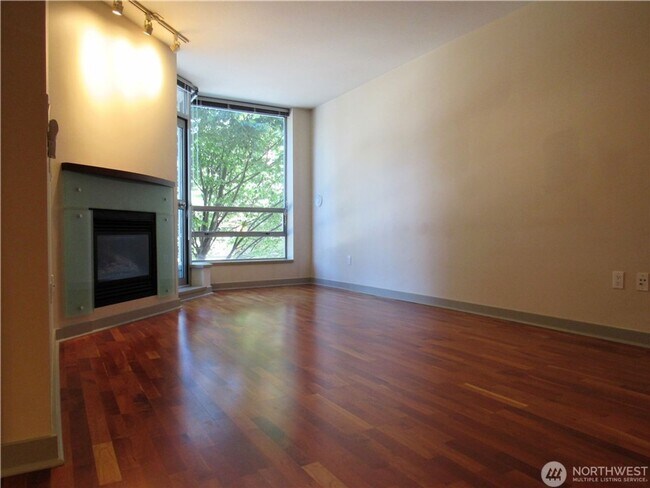 Building Photo - 1Bd/1Ba Seattle Condo