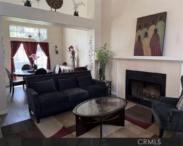 Building Photo - 1046 S Mountcrest Ct