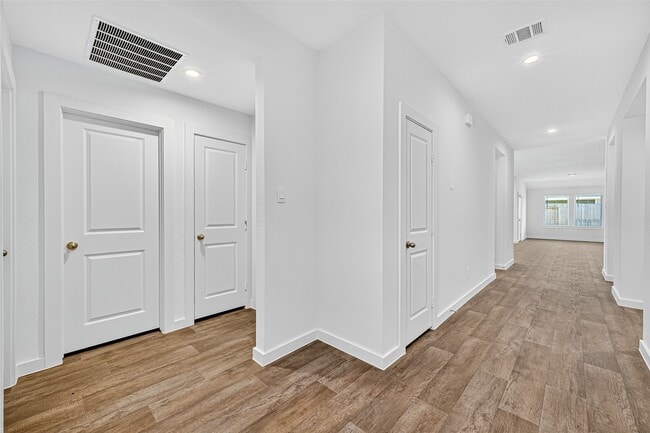 Building Photo - 4415 Russet Elm Ln