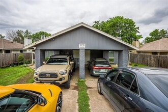 Building Photo - 9710 Teasdale Terrace