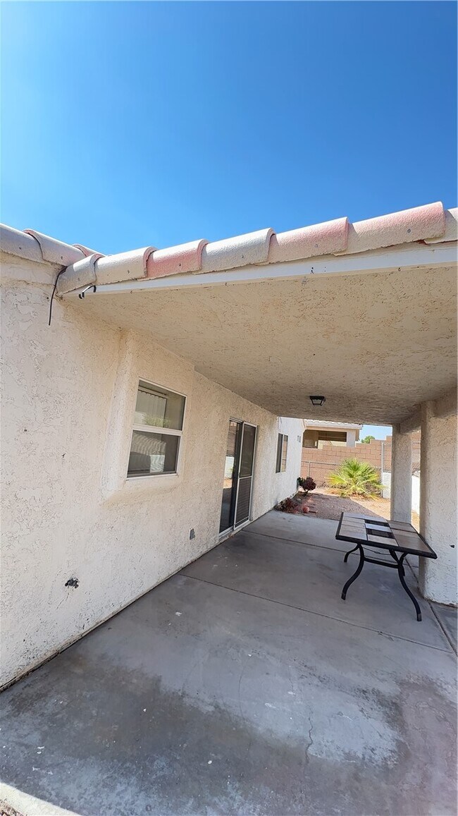 Building Photo - 3434 Mineral Park Dr