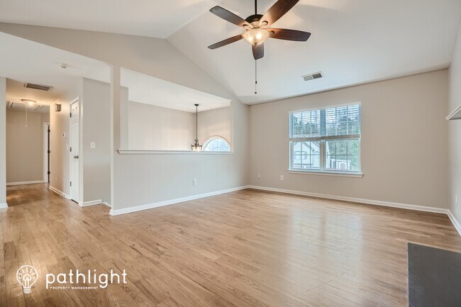 Building Photo - 3160 Brookfield Drive