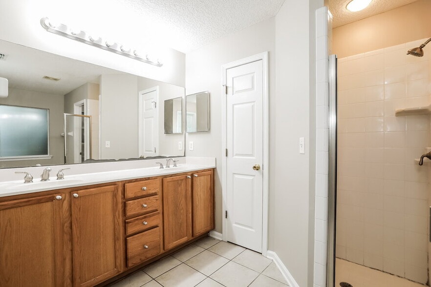 Building Photo - 1166 Calla Glen Ln