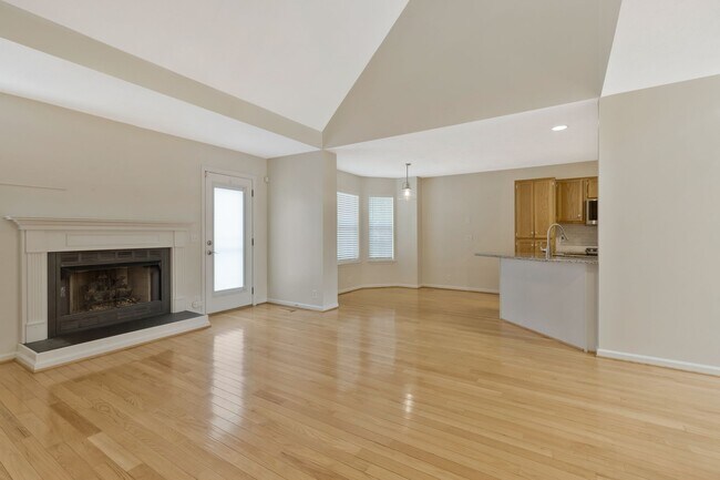 Building Photo - 5204 Catspaw Dr