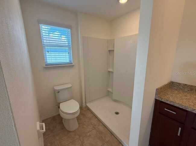 Building Photo - 6223 35th Ct E