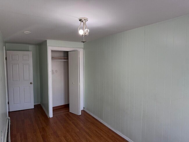 Building Photo - 358 Avenue A