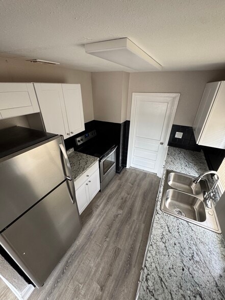 Building Photo - 4226 N Sandalwood Cir