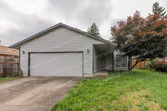 Building Photo - 6416 SE 139th Ave