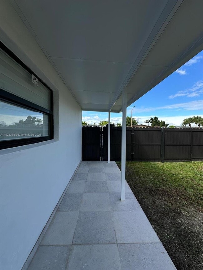 Building Photo - 19823 SW 119th Ct