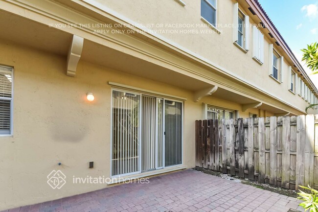 Building Photo - 12946 SW 132nd Terrace