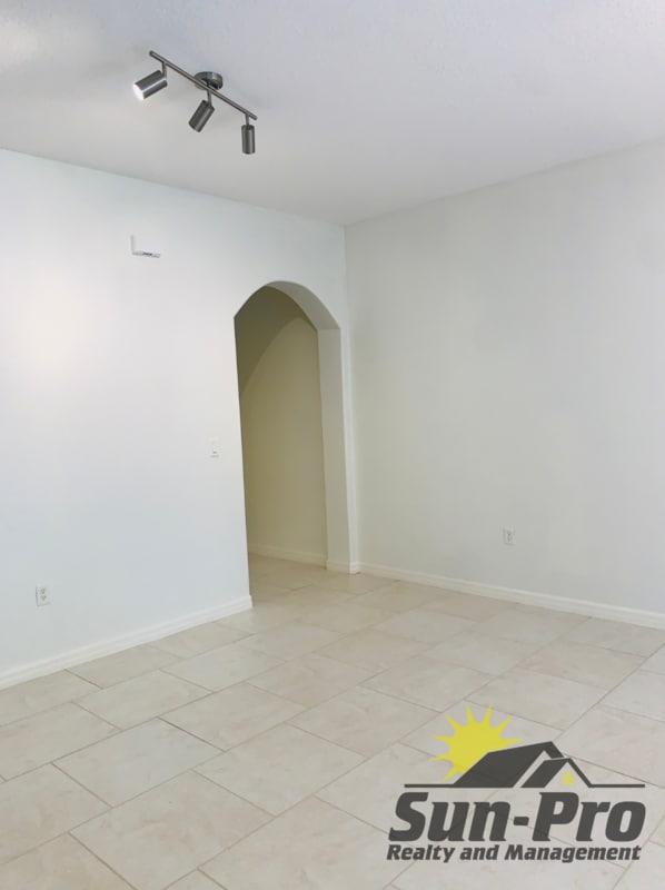 Building Photo - 147 Aston Grande Dr