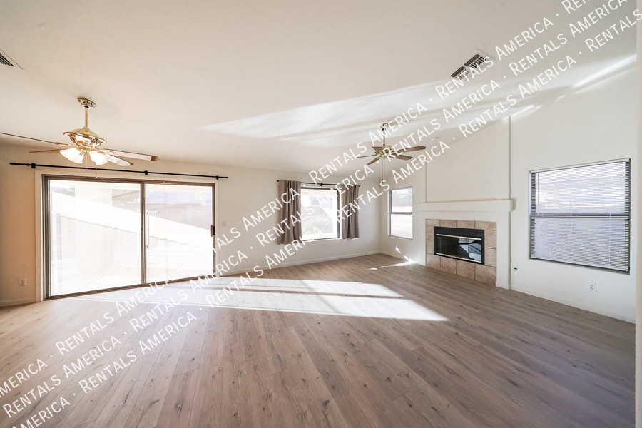 Building Photo - 6911 W Monte Lindo