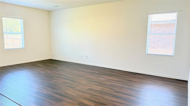 Building Photo - 717 Yorkshire Dr