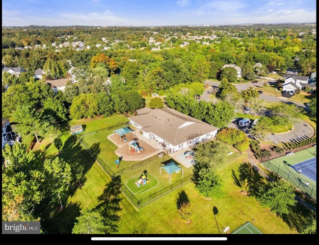 Building Photo - 21111 Deep Furrow Ct