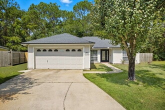 Building Photo - AVAILABLE NOW – 3 Bedroom, 2 Bathroom Sing...