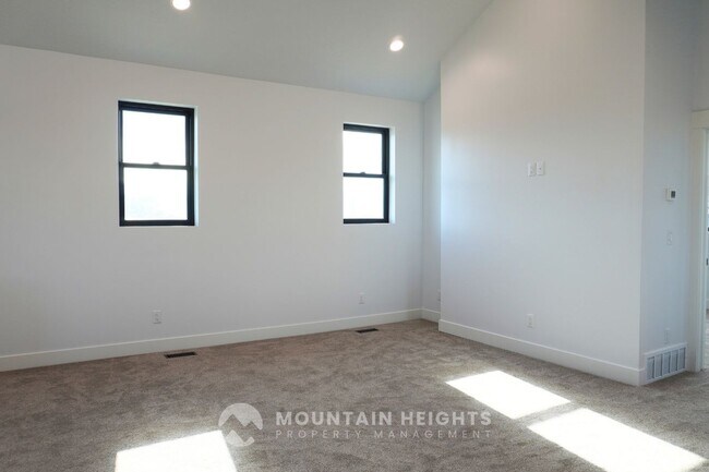Building Photo - 6552 Timber Ranch Dr