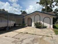 Building Photo - 5401 County Rd 334