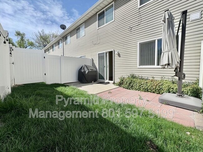 Building Photo - 4521 Bella Verde Ct