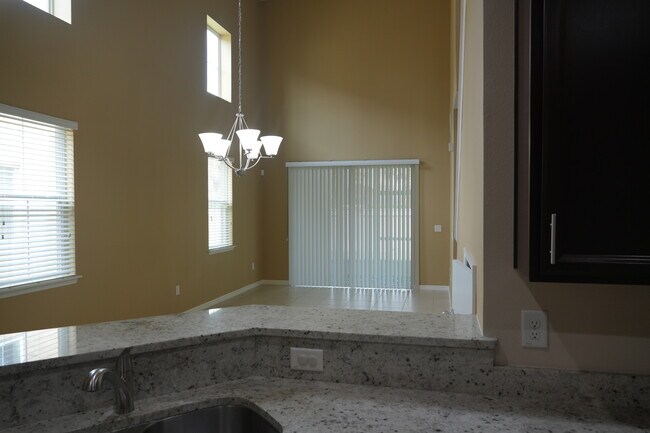 Building Photo - 2212 Lennox Dale Ln