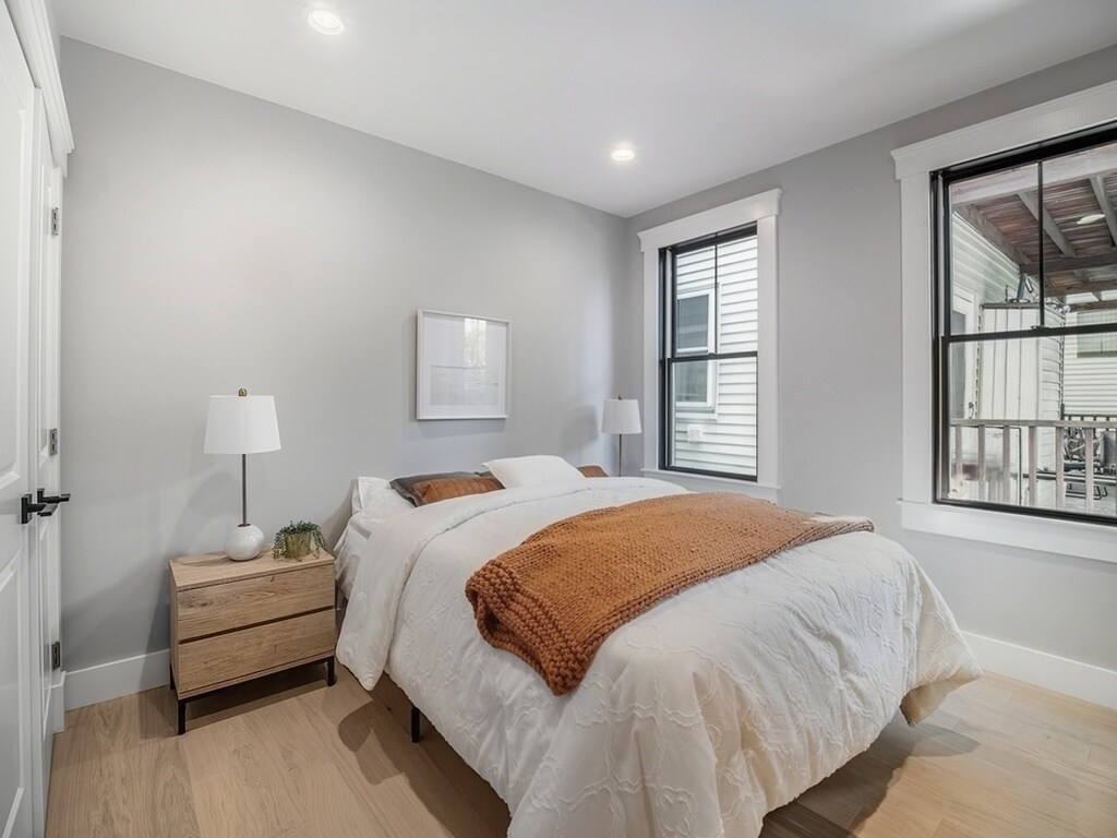 Building Photo - 398 Bremen St