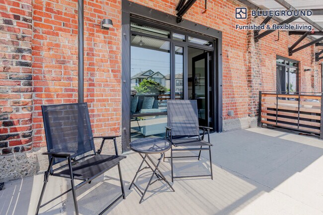 Building Photo - 1501 Buena Vista Ave