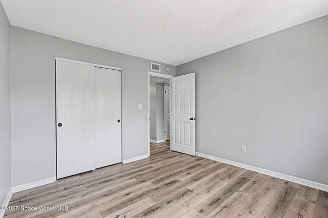 Building Photo - 1280 N Hwy A1A