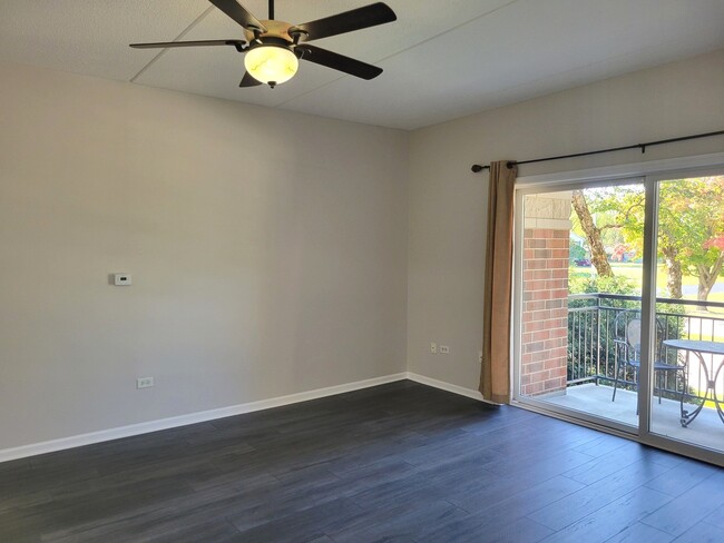 Building Photo - 3451 N Carriageway Dr