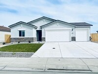 Building Photo - Newer 4 Bedroom Home, 3 car garage