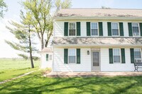 Building Photo - 488 S Colebrook Rd