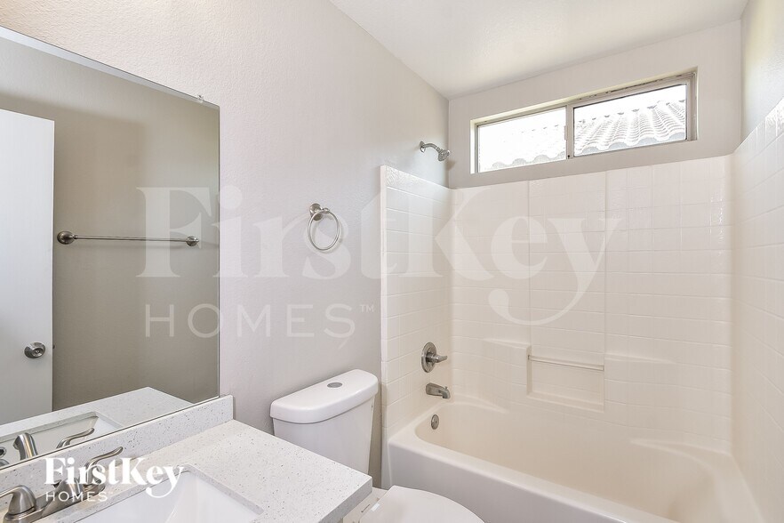 Building Photo - 2649 Salida Del Sol Ct