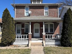 Building Photo - 533 N 2nd St