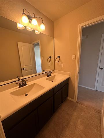Building Photo - 11716 Kurth Dr