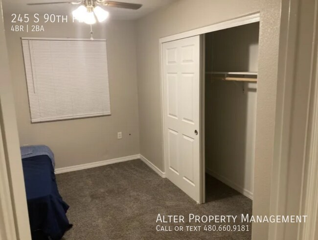 Building Photo - 245 S 90th Pl