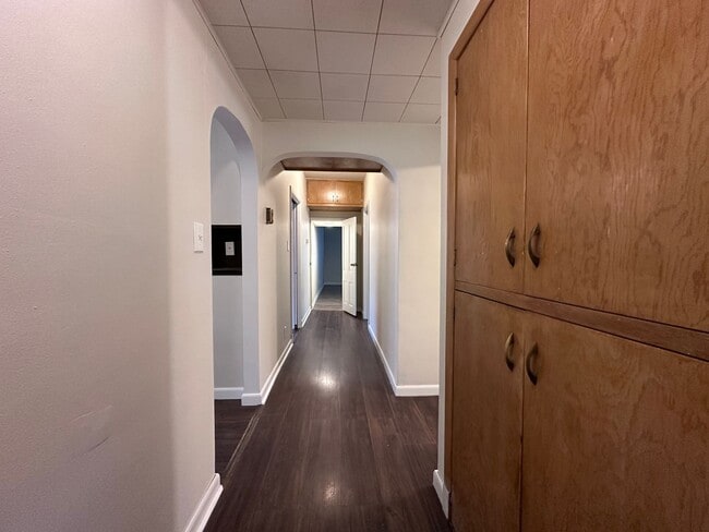 Building Photo - 2707 Forest Ave