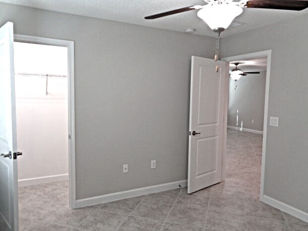 Building Photo - 14206 Blue Dasher Dr