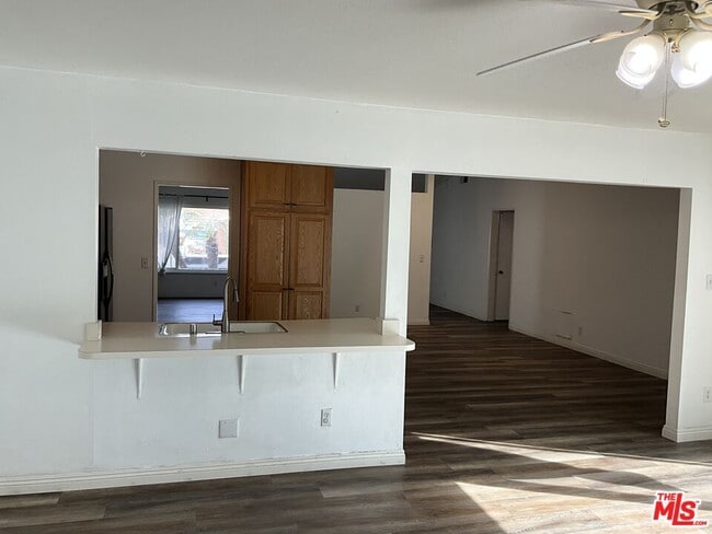 Building Photo - 9522 Telhan Dr