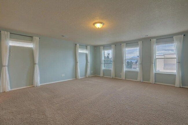 Building Photo - 3Bedroom 3Bathroom, 2 Story, 2 Car Garage ...