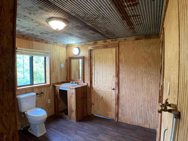 Building Photo - 4700 Norman Dr