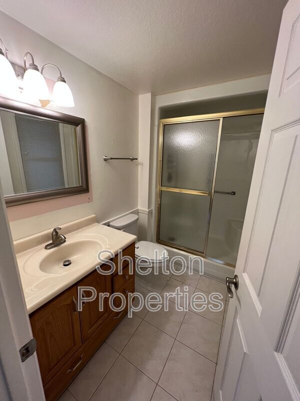 Building Photo - 9719 W Wrangler Dr