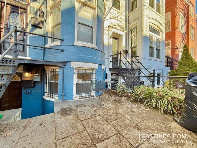 Building Photo - 55 Quincy Pl NE