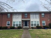 Building Photo - 2203 Gerald Ct