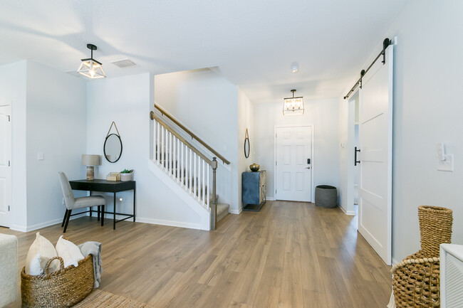 Building Photo - 281 Ness Cir