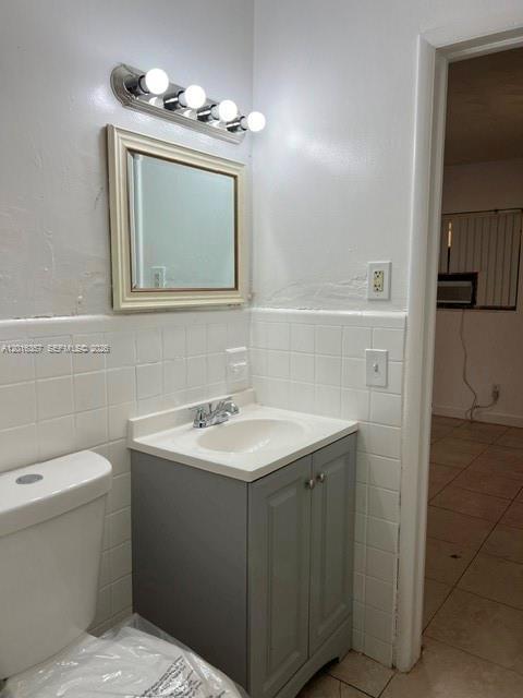 Building Photo - 2201 N 57th Ave