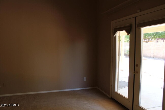 Building Photo - 2433 E Nathan Way