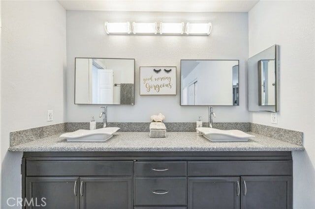 Building Photo - 68435 Tachevah Dr