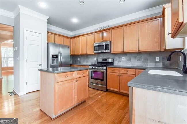 Building Photo - 1783 Highlands Pkwy SE