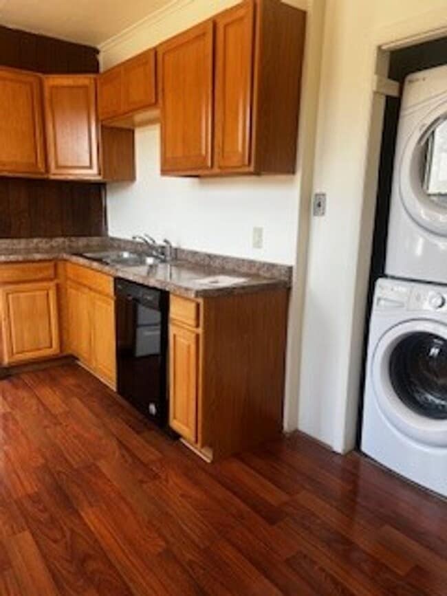 Building Photo - 809 N 3rd St